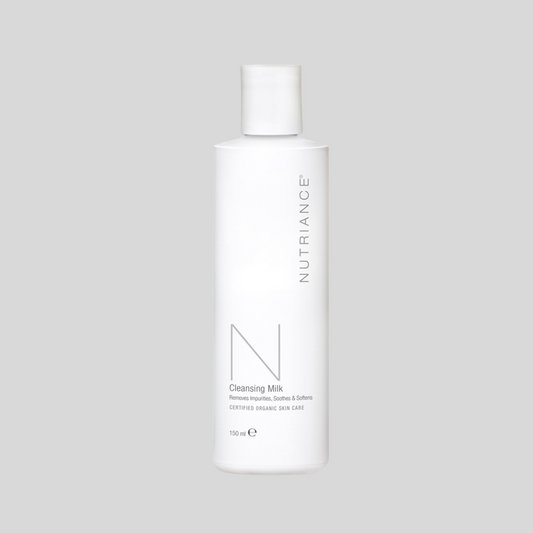 Cleansing Milk (Normal / Dry)