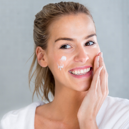 Ultra Moisturizing Cream (Normal / Dry)